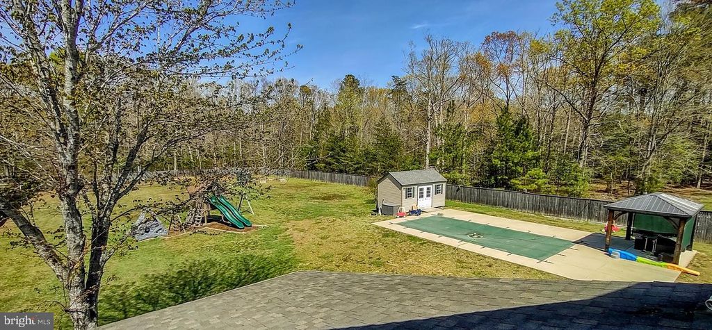 Image 45 of property listing at 43430 BROWNS LN, Leonardtown, MD 20650