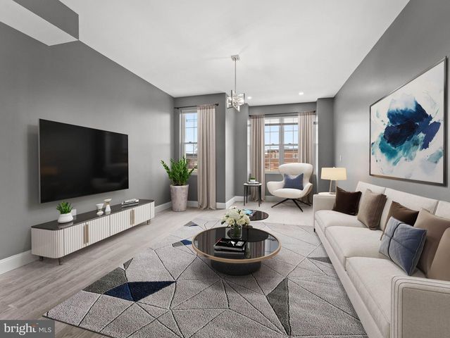 850 WOODLAND AVE, Camden, NJ 08104