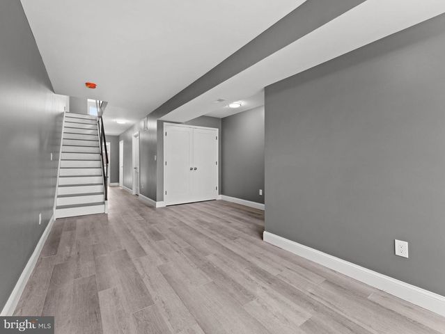 850 WOODLAND AVE, Camden, NJ 08104