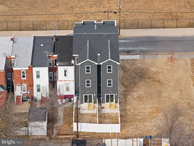 850 WOODLAND AVE, Camden, NJ 08104