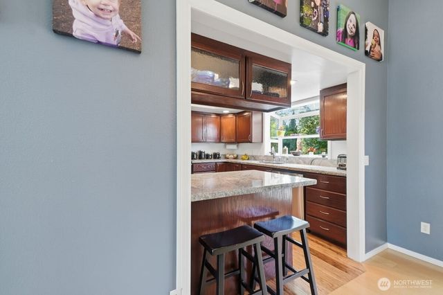 33205 30th Avenue SW, Federal Way, WA 98023