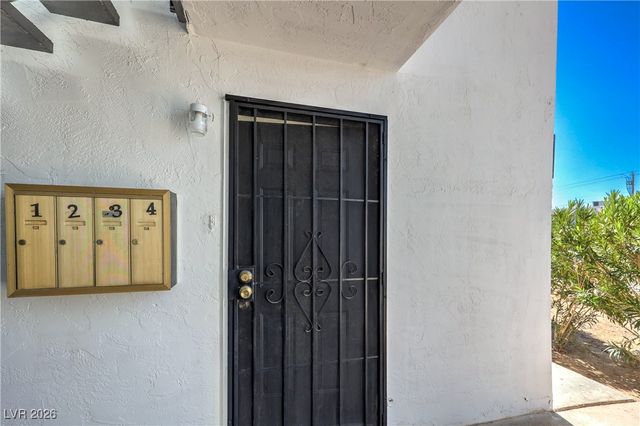 1444 Silver Mesa Circle, Las Vegas, NV 89169