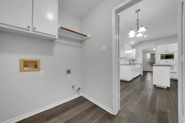 1021 Mark Twain Drive, Allen, TX 75002