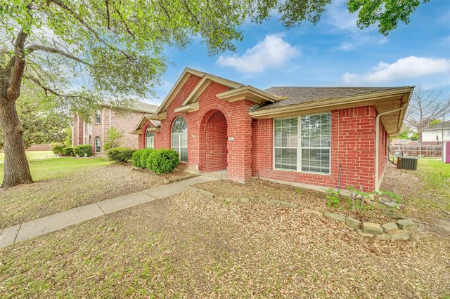 1021 Mark Twain Drive, Allen, TX 75002