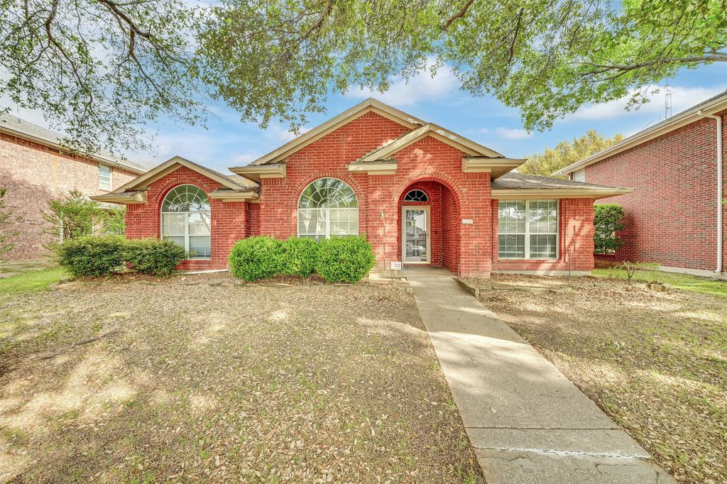 1021 Mark Twain Drive, Allen, TX 75002