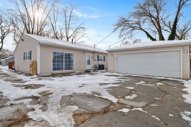 7040 Elaine Avenue, Portage, IN 46368