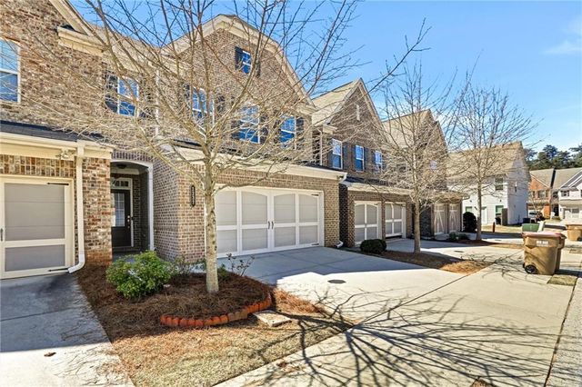 1237 Foxcroft Lane E, Cumming, GA 30041