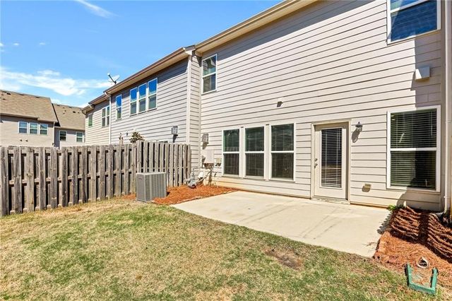 1237 Foxcroft Lane E, Cumming, GA 30041