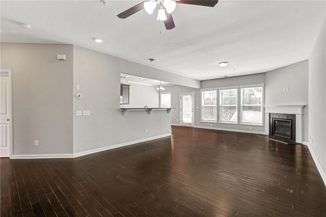 1237 Foxcroft Lane E, Cumming, GA 30041