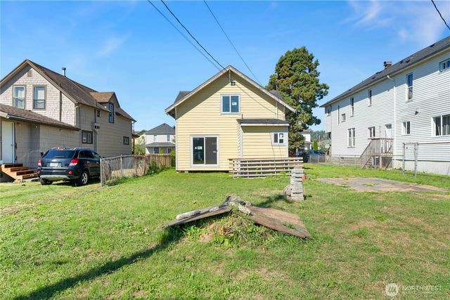 515 W 1st Street, Aberdeen, WA 98520