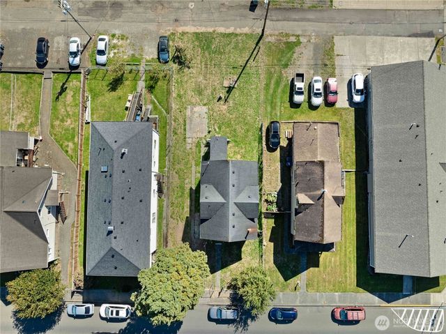 515 W 1st Street, Aberdeen, WA 98520