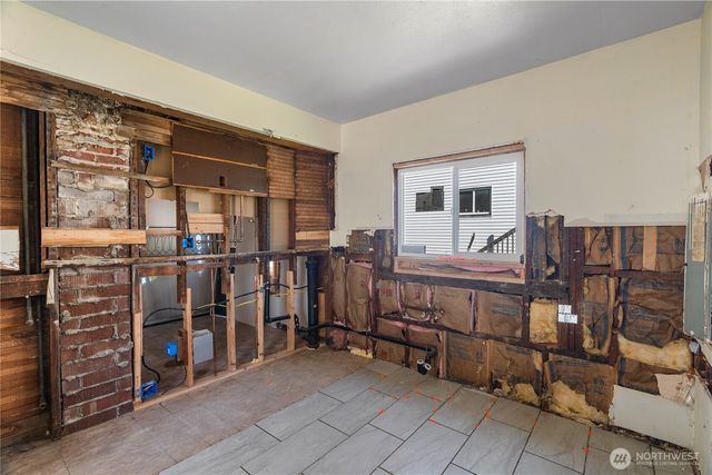 515 W 1st Street, Aberdeen, WA 98520