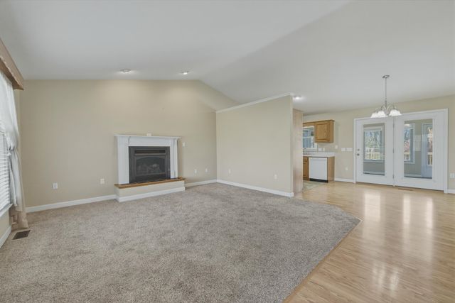 515 HOLLINGSWORTH RD, Woodstock, VA 22664