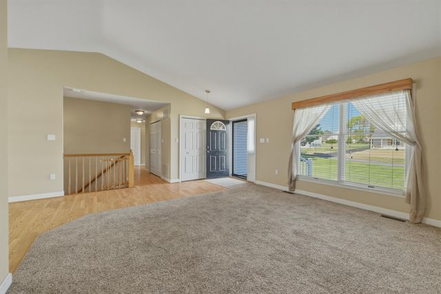 515 HOLLINGSWORTH RD, Woodstock, VA 22664