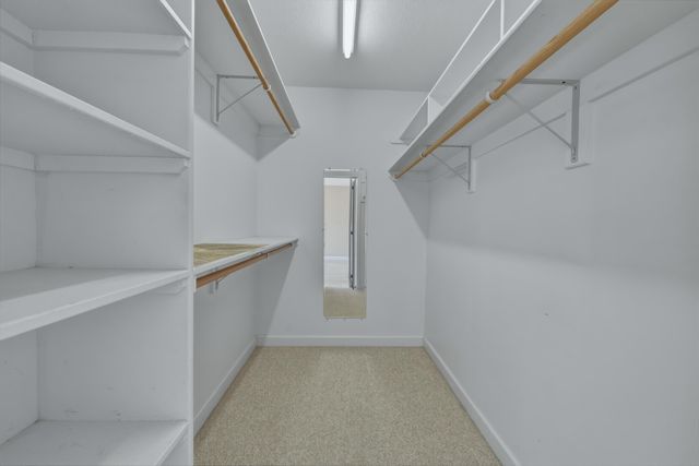 515 HOLLINGSWORTH RD, Woodstock, VA 22664