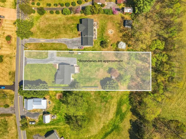 515 HOLLINGSWORTH RD, Woodstock, VA 22664