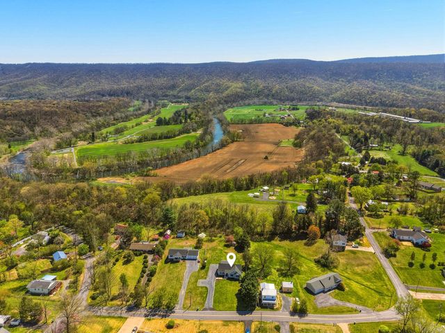 515 HOLLINGSWORTH RD, Woodstock, VA 22664