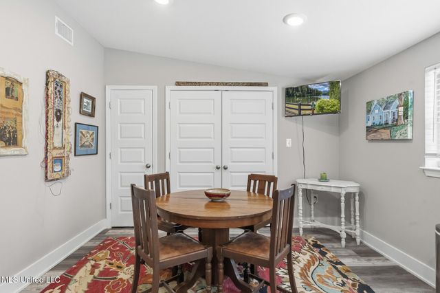 13101 Horseshoe Road, Ocean Springs, MS 39564