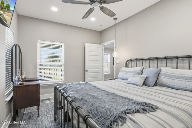 13101 Horseshoe Road, Ocean Springs, MS 39564