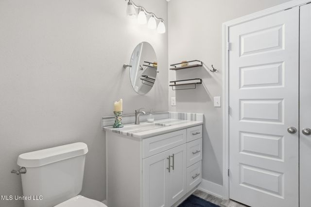 13101 Horseshoe Road, Ocean Springs, MS 39564