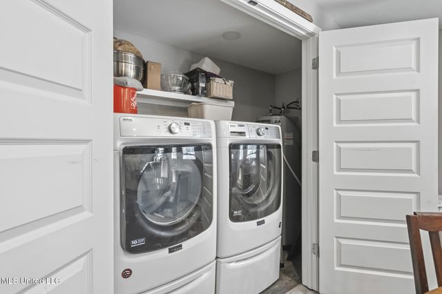 13101 Horseshoe Road, Ocean Springs, MS 39564