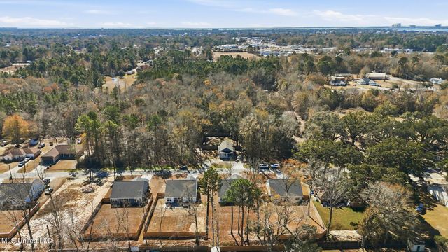 13101 Horseshoe Road, Ocean Springs, MS 39564