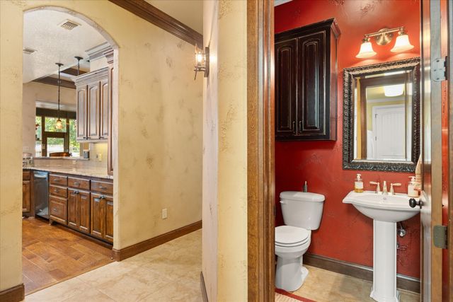 1014 Sunset Bay Court, Granbury, TX 76048