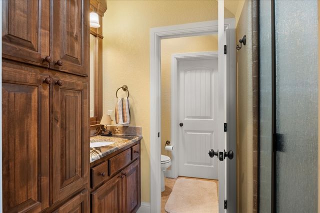 1014 Sunset Bay Court, Granbury, TX 76048