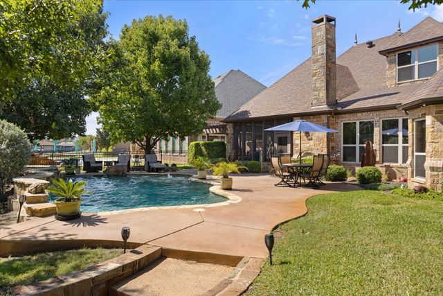 1014 Sunset Bay Court, Granbury, TX 76048