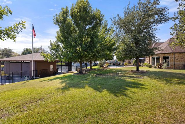 1014 Sunset Bay Court, Granbury, TX 76048