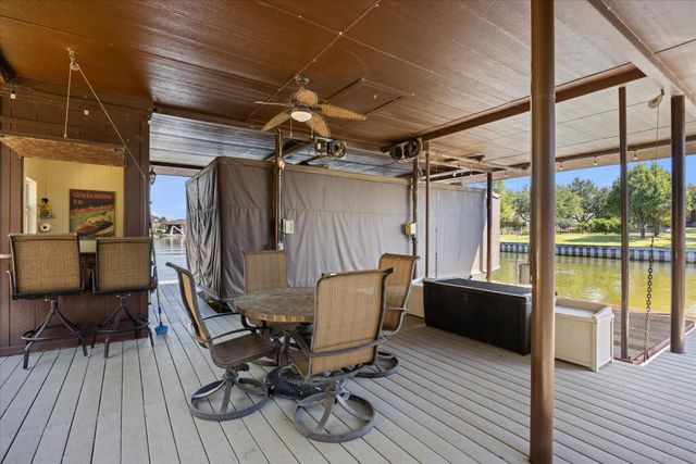 1014 Sunset Bay Court, Granbury, TX 76048