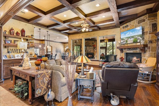 1014 Sunset Bay Court, Granbury, TX 76048