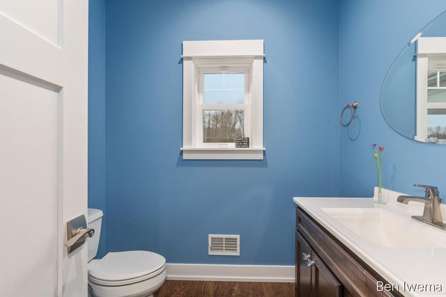 5555 Cannon Meadows Drive NE, Ada, MI 49301