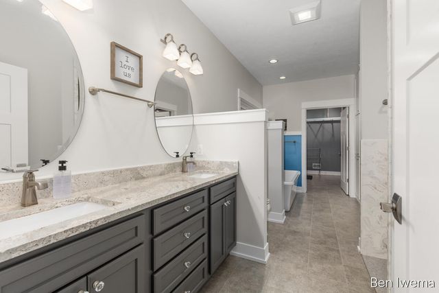 5555 Cannon Meadows Drive NE, Ada, MI 49301