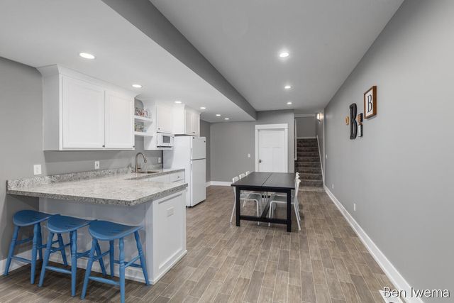 5555 Cannon Meadows Drive NE, Ada, MI 49301