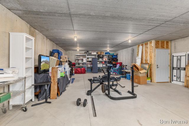 5555 Cannon Meadows Drive NE, Ada, MI 49301