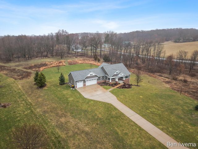 5555 Cannon Meadows Drive NE, Ada, MI 49301