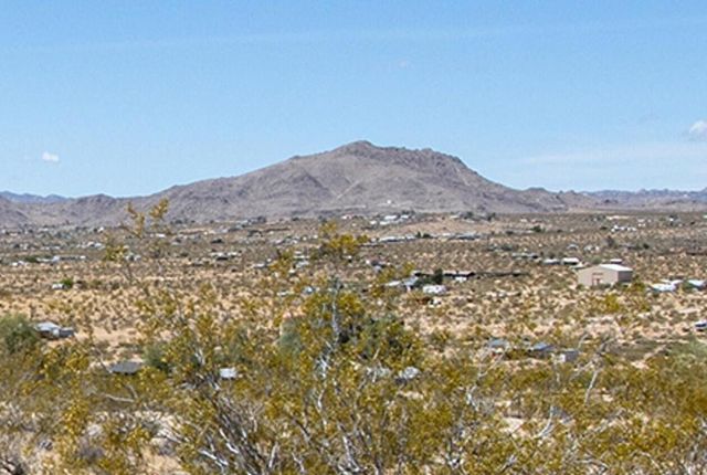 140 Rice Avenue, Joshua Tree, CA 92252