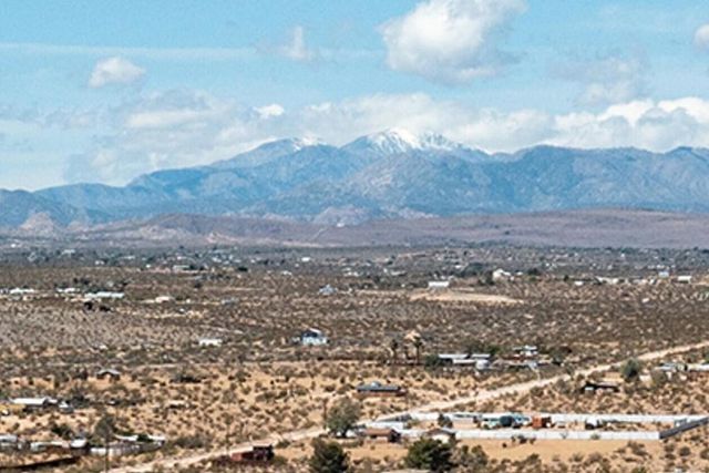 140 Rice Avenue, Joshua Tree, CA 92252