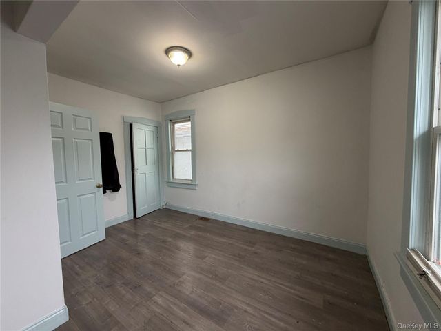 124-17 6th Avenue, College Point, NY 11356