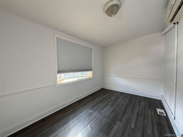 124-17 6th Avenue, College Point, NY 11356