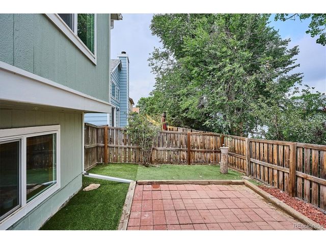 9314 Hickory Cir, Littleton, CO 80126