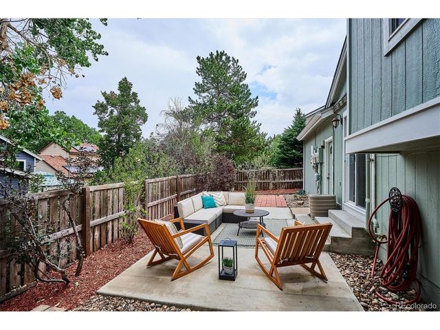 9314 Hickory Cir, Littleton, CO 80126