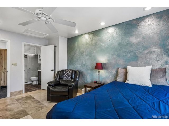 9314 Hickory Cir, Littleton, CO 80126
