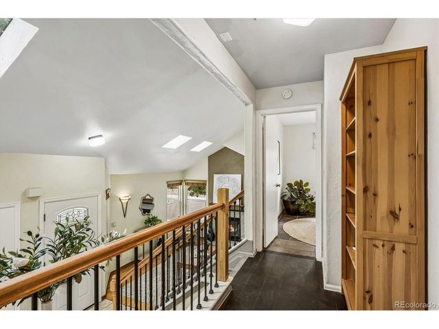9314 Hickory Cir, Littleton, CO 80126