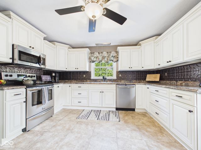 113 Orchard Lane, Anderson, IN 46011