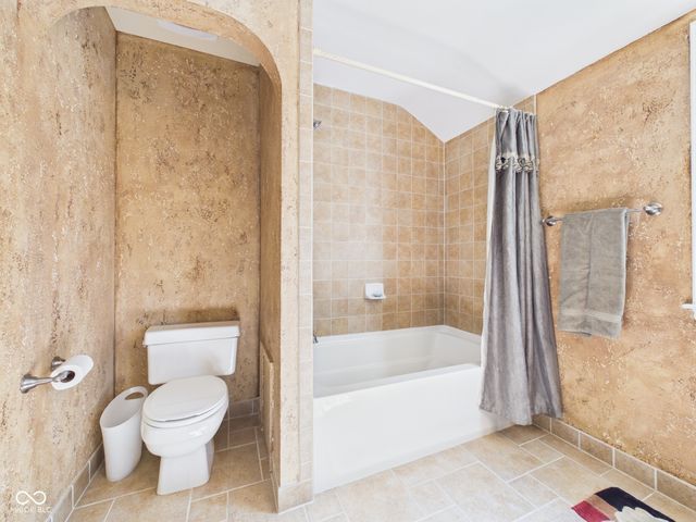 113 Orchard Lane, Anderson, IN 46011