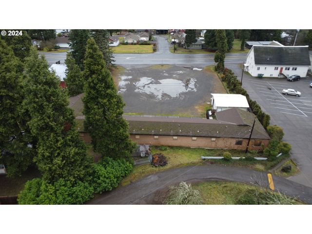 48197 HIGHWAY 58, Oakridge, OR 97463