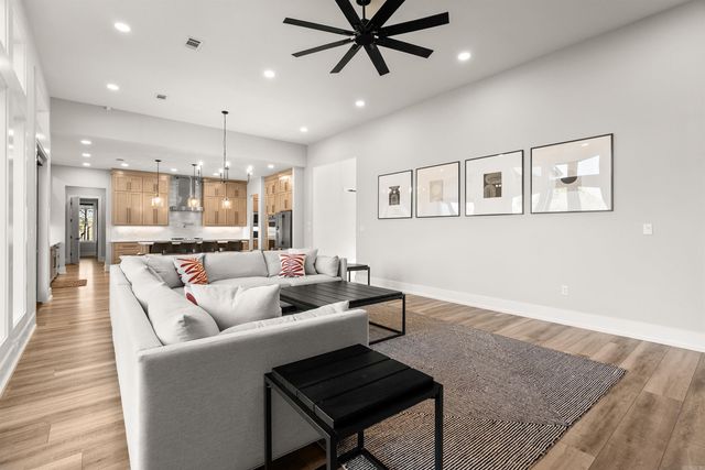 3915 Orchard Lane, Conway, AR 72034