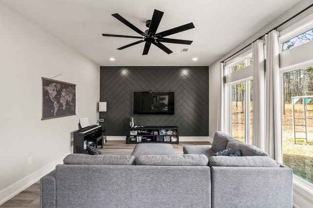 3915 Orchard Lane, Conway, AR 72034